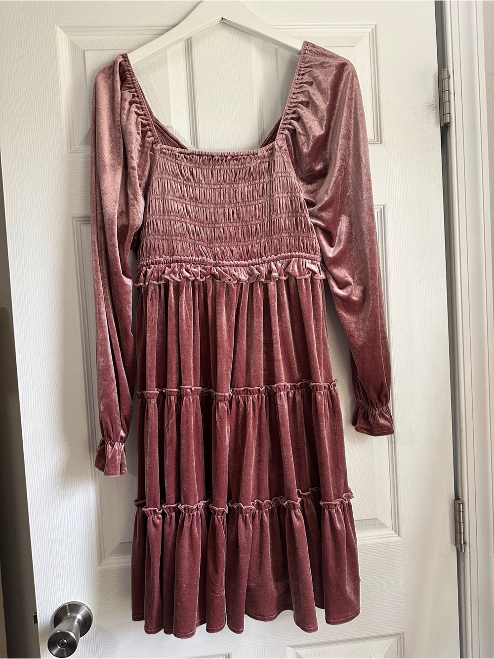 Gigio Mauve Velvet Smocked Midi Dress - Picture 2 of 8